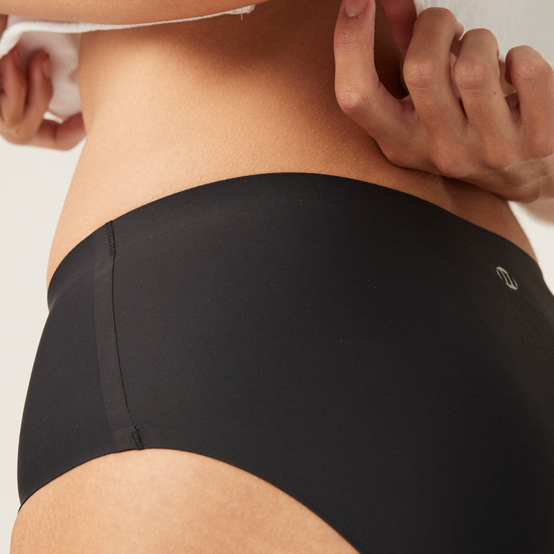 Dámské kalhotky Modibodi Seamfree Boyleg Moisture Wicking (MODI4083)