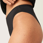 Menstruační kalhotky Modibodi Seamfree Hi-Leg Cheeky Moderate-Heavy (MODI4079)